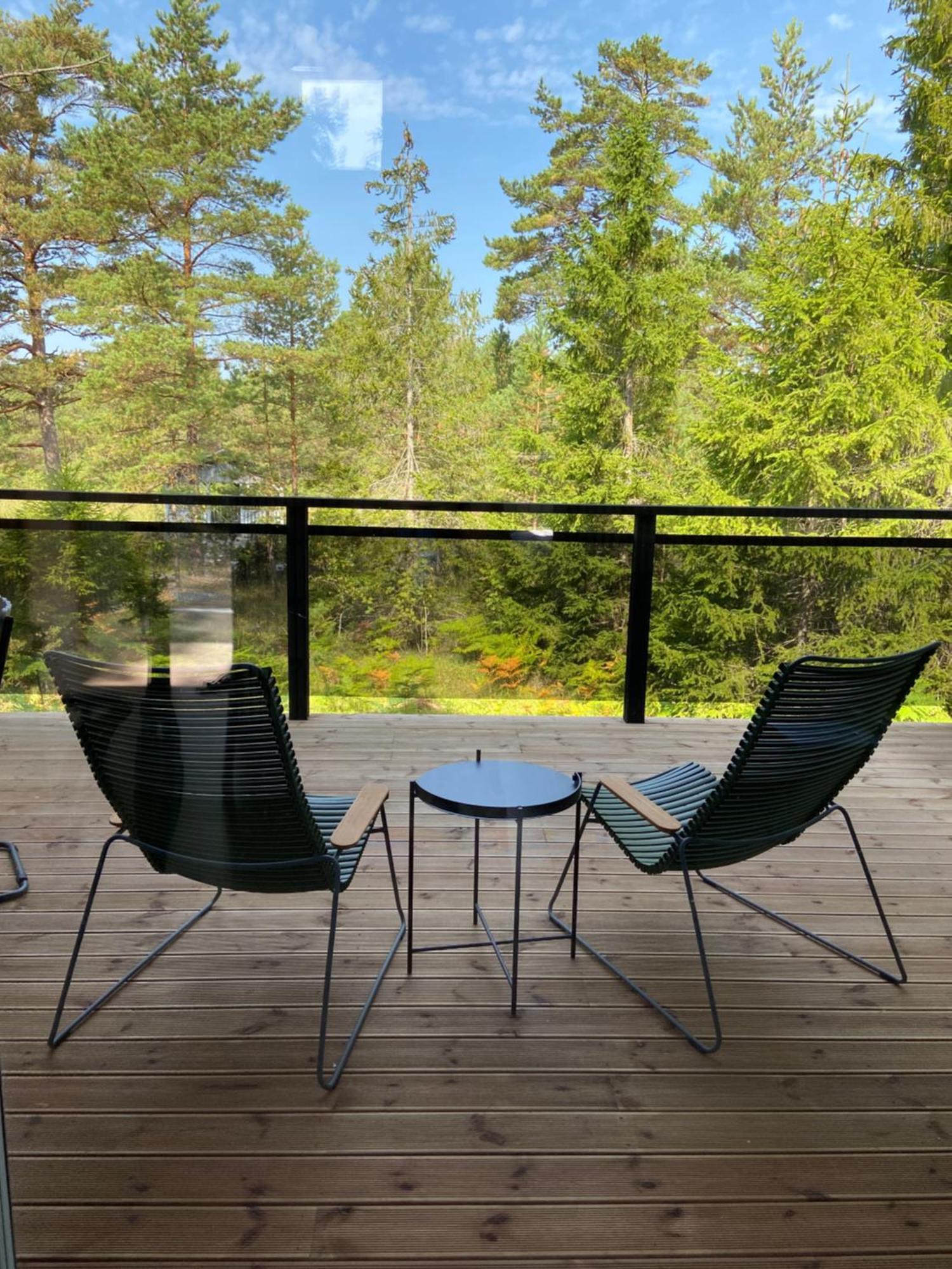 Maven Kustnaera Stugor Kappelshamn Buitenkant foto